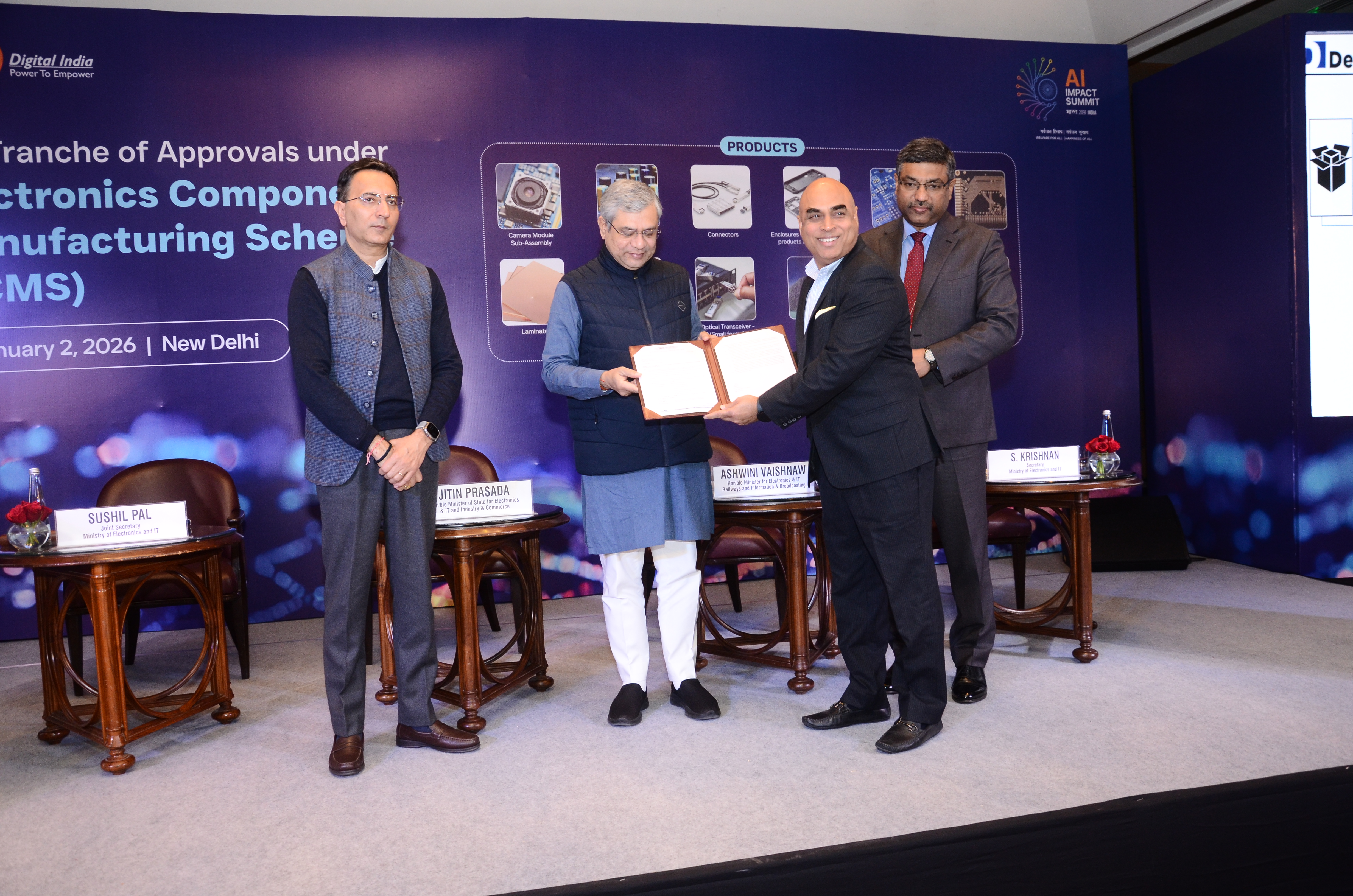 Mr. Vinod Sharma receiving the ECMS Third Tranche approval document from Union Minister Ashwini Vaishnaw on stage in New Delhi