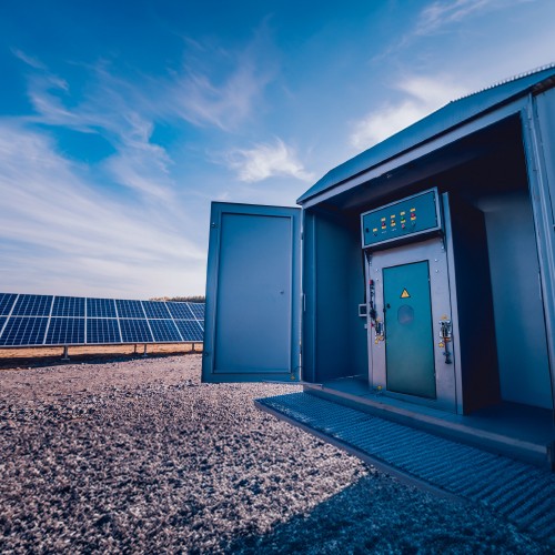 Capacitors for Solar Inverters